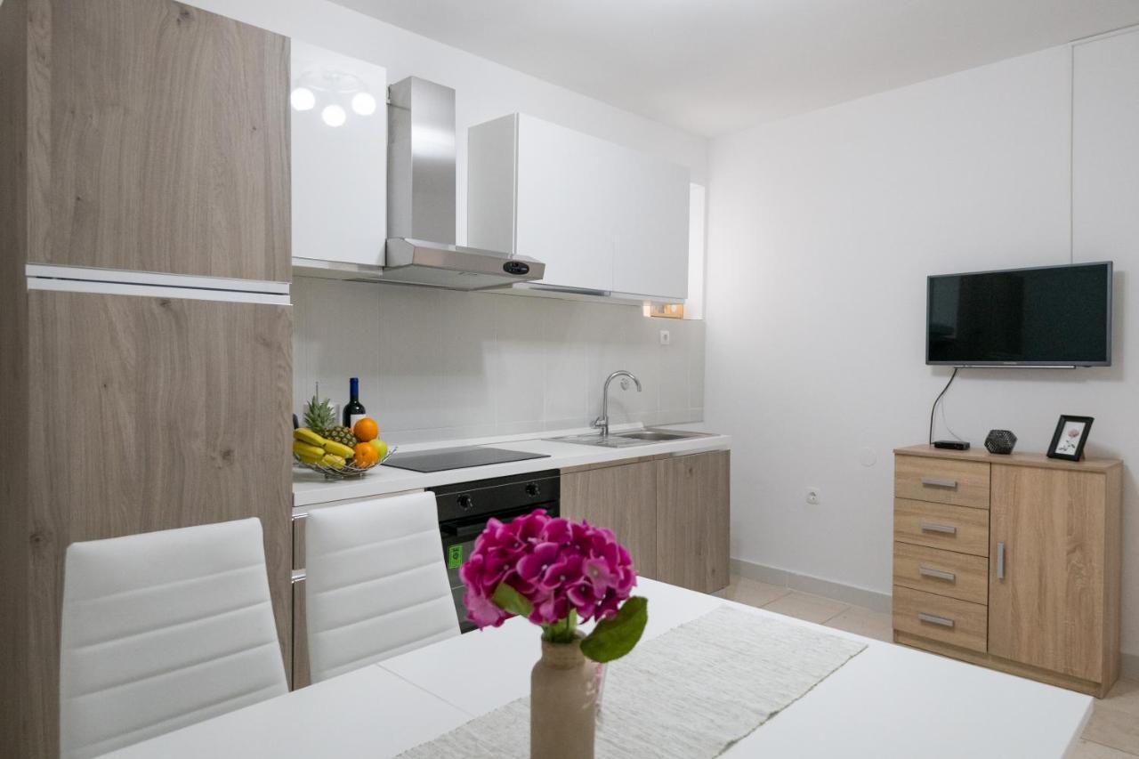Apartman Ruza Подгора Екстериор снимка